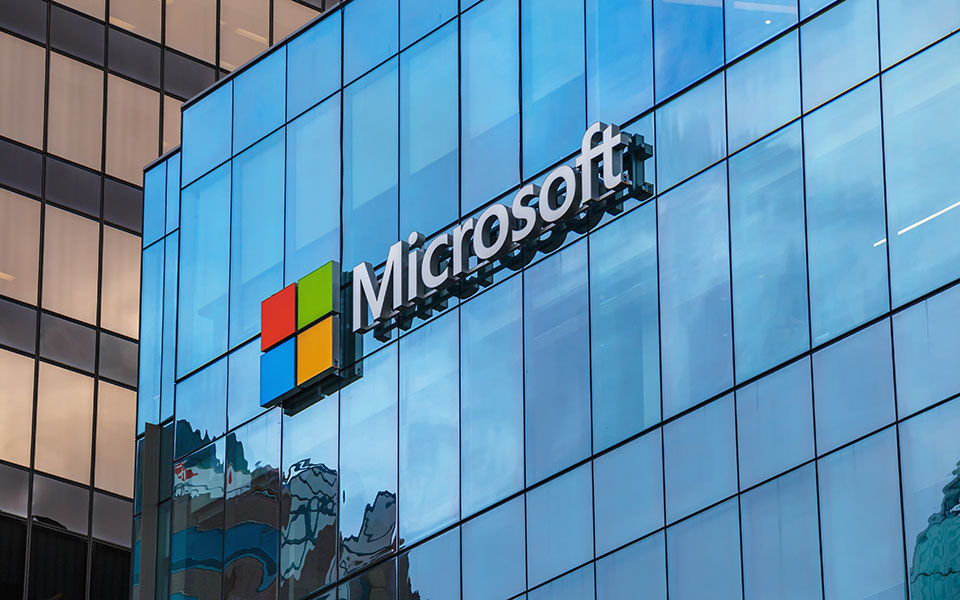 Επιτήδειοι προσποιούνται τους τεχνικούς της Microsoft